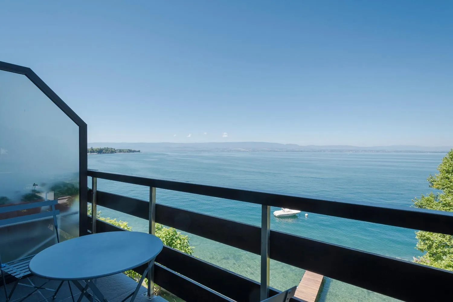 Apartment Les Balcons Du Lac Appartment With Private Pontoon Publier